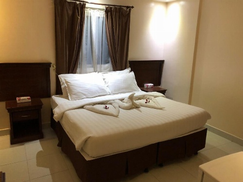 The Blue Bow image 9